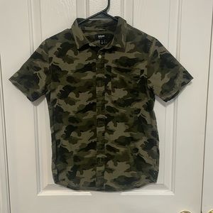 Urban pipeline large button down boy shirt camo